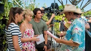 2x11 gemma amy chai bts.jpg (408 KB)