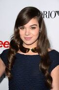 Hailee5