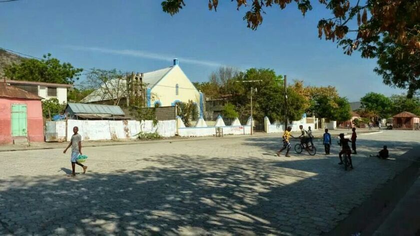 Eglise Saint-Claire 910