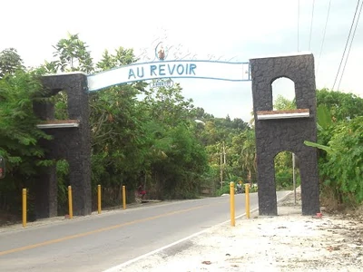 Welcome sign at Ville de Saut-d'Eau