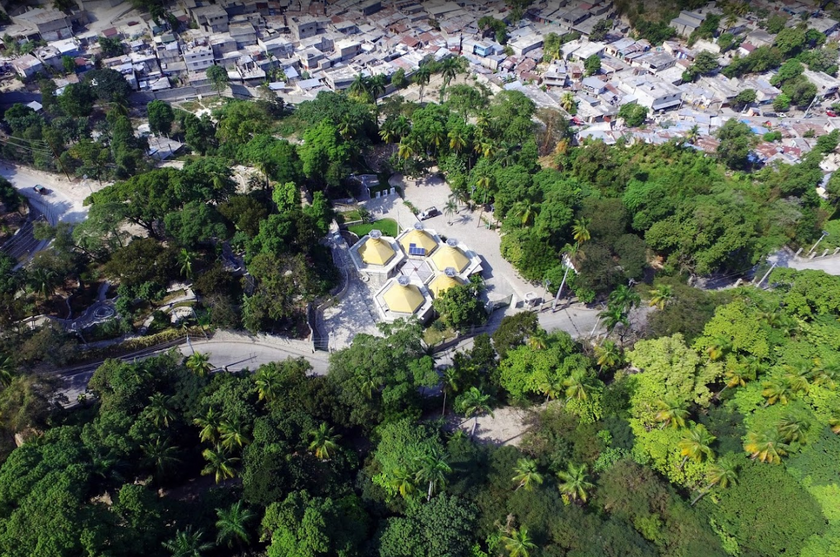 West side of Martissant National Park, on the city's border with 