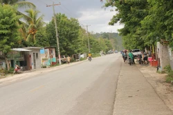 A road in the commune