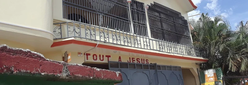 A local storefront in Fonds-des-Nègres, Haiti