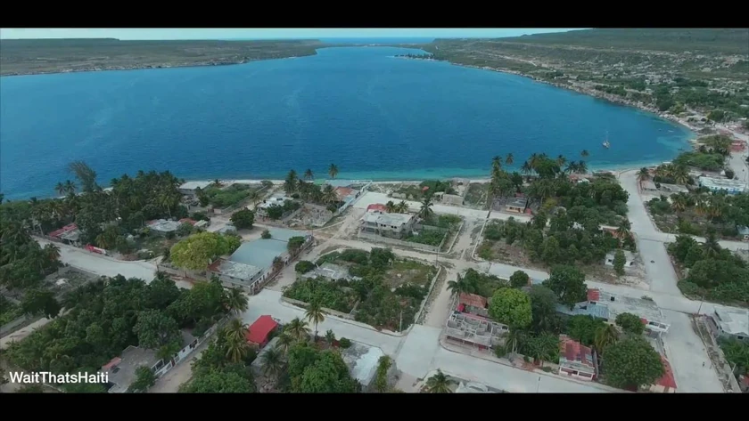 Môle Saint-Nicolas from above