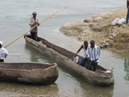 215-002-river-haiti-canoe.jpg (72 KB) Canoe on the river