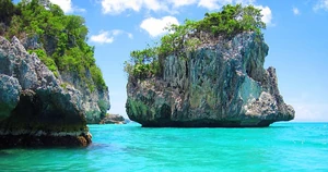 Off the coast of Port-Salut, 