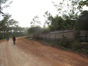 Paillant Road, near Nan Mambre