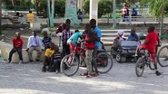 Lc127.jpg (265 KB) Young children in Downtown Les Cayes