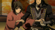 Chizuru and Hijikata take their comrades' hands