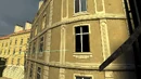 Снайпер Патруля, засевший в здании.