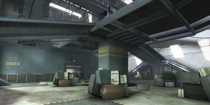 Baggage 3.png (1,44 MB) Unter den Fließbändern.