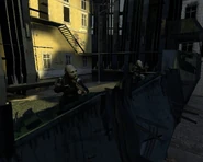 Бойцы ГО на баррикадах