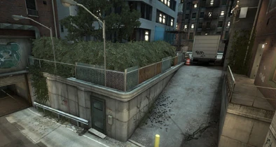 Backalley (GO) 4.png (2,36 MB) Eine äußerliche Zwischenpassage, die von den Fluren aus zugängig ist.