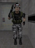 Policía Militar en entrenamiento avanzado