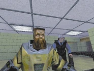 Ivan y un guardia de seguridad con su antiguo modelo