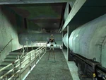 Acechador Temprano siendo combatido en la Beta jugable de Half-Life 2