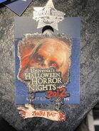 HHN 22 The Walking Dead Zombie Bait Pin Image from HorrorUnearthed