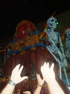 Brt2004-009v.jpg (47 KB) Image from hhncast.com