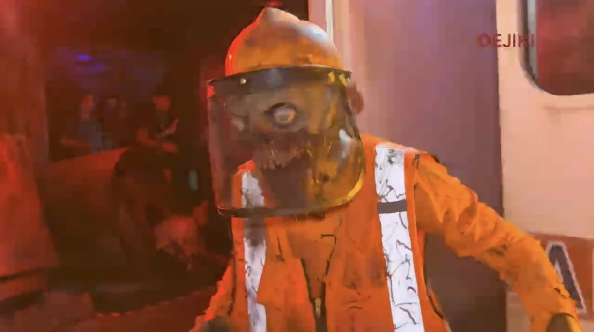 Ambulance Zombie Halloween Horror Nights Wiki Fandom