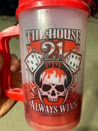 HHN 21 The House Always Wins Blood Mug [Front] [From HorrorUnearthed]