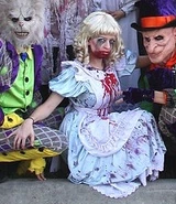 F325287D-DFD2-43CE-BE5B-29AE24846A62.jpeg (28 KB) Alice in Horror Nights: The Hallow'd Past