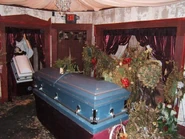 Image from chainsawwolf's Photobucket.