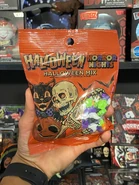 C65B6D49-5053-422F-A648-C9F04B4861D6.jpeg (1.94 MB) Halloween Horror Nights 2022 Halloween Mix Candy Image from HorrorUnearthed