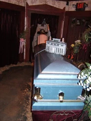 Image from chainsawwolf's Photobucket.