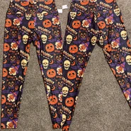 5E5BE4D0-EC4D-4600-BA28-BEB97C34E170.jpeg (1.88 MB) Halloween Horror Nights Everyday Is Like Halloween At Universal Studios Leggings Image from HorrorUnearthed