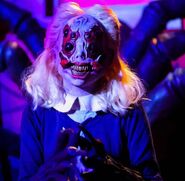 Image from angelapugliesemakeup on Instagram.