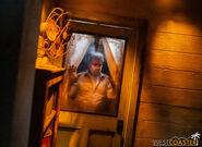 USHHHN-21 0915-E-TexasChainsaw-0034.jpg (135 KB) Image from Westcoaster.com