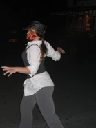 HHN 16 Zombie Lady.jpg (33 KB)
