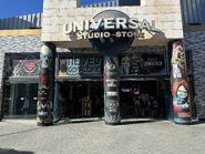 F4p6GQfWAAAXLZZ.jpg (706 KB) Image from InsideUniversal on Twitter
