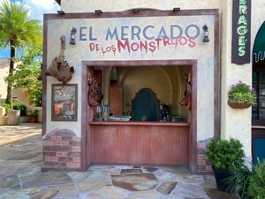 UOR-USF-HHN-33-Food-Booths-Mercado-de-los-Monstruos-2