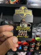 HHN XI 2001 Chainsaw Glow In The Dark Pin [From HorrorUnearthed]