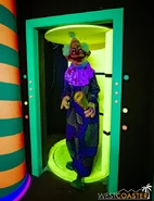 USHHHN-22 0913-H6-KillerKlowns-0002.jpg (84 KB) From Westcoaster.com