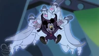 House of Mouse: "House Ghosts"