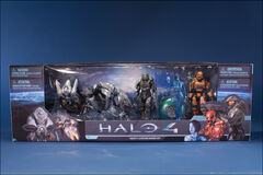 The final packaging photo of the 5-pack box set.