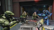 El Jefe Maestro contra Sangheili Menores dirigiendo Grunts Menores en Halo 2: Anniversary