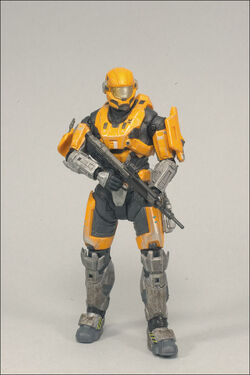 MCFARLANE HALO REACH COVENANT ELITE ULTRA FIGURE & UNSC SUPPORT TROOPER