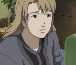 Dara Engel, Cassandra's mother.