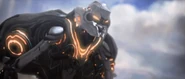 Близкий ракурс рыцаря прометейцев в терминалах Halo 4.