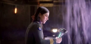 Миранда прерывает выстрел Ореола