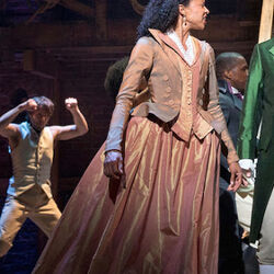 Angelica schuyler hamilton broadway best sale