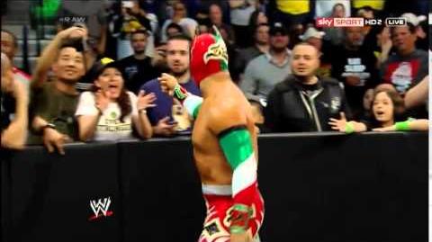 Sin Cara con Scooby-Doo vs Damien Sandow - WrestleMania Mystery en Español