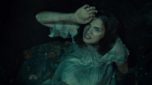 Miriam in 2x06 "Futamono"