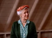 Lillian Bronson played Fonzie's feisty grandma in the episode "Fonzie Moves In" at the start of Season 3.