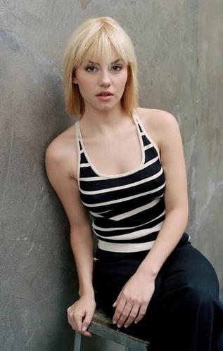 Elisha Cuthbert | Happy Endings Wiki | Fandom