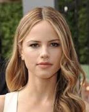 Halston Sage Happy Madison Wiki Fandom Or do you prefer the imaginary shower version? halston sage happy madison wiki fandom