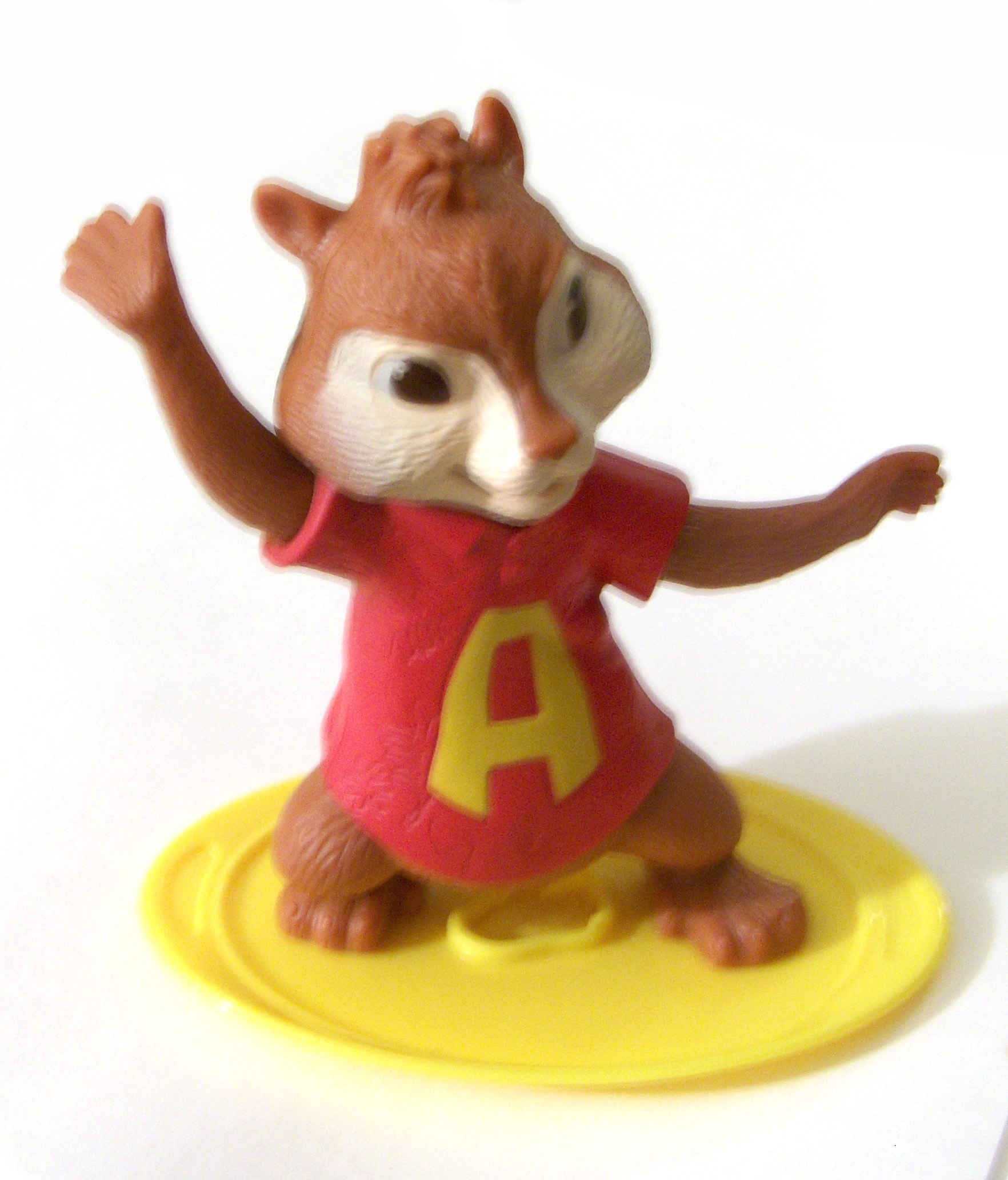 2011 The Chipmunks Chipwrecked McDonalds Happy Meal Toy Theodore #5 